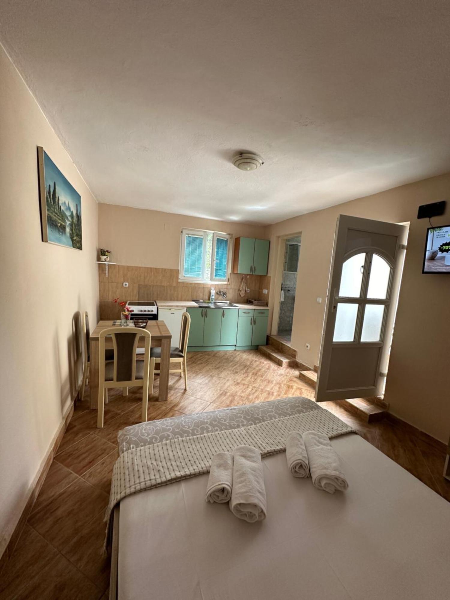 Apartman Nina Risan Kültér fotó