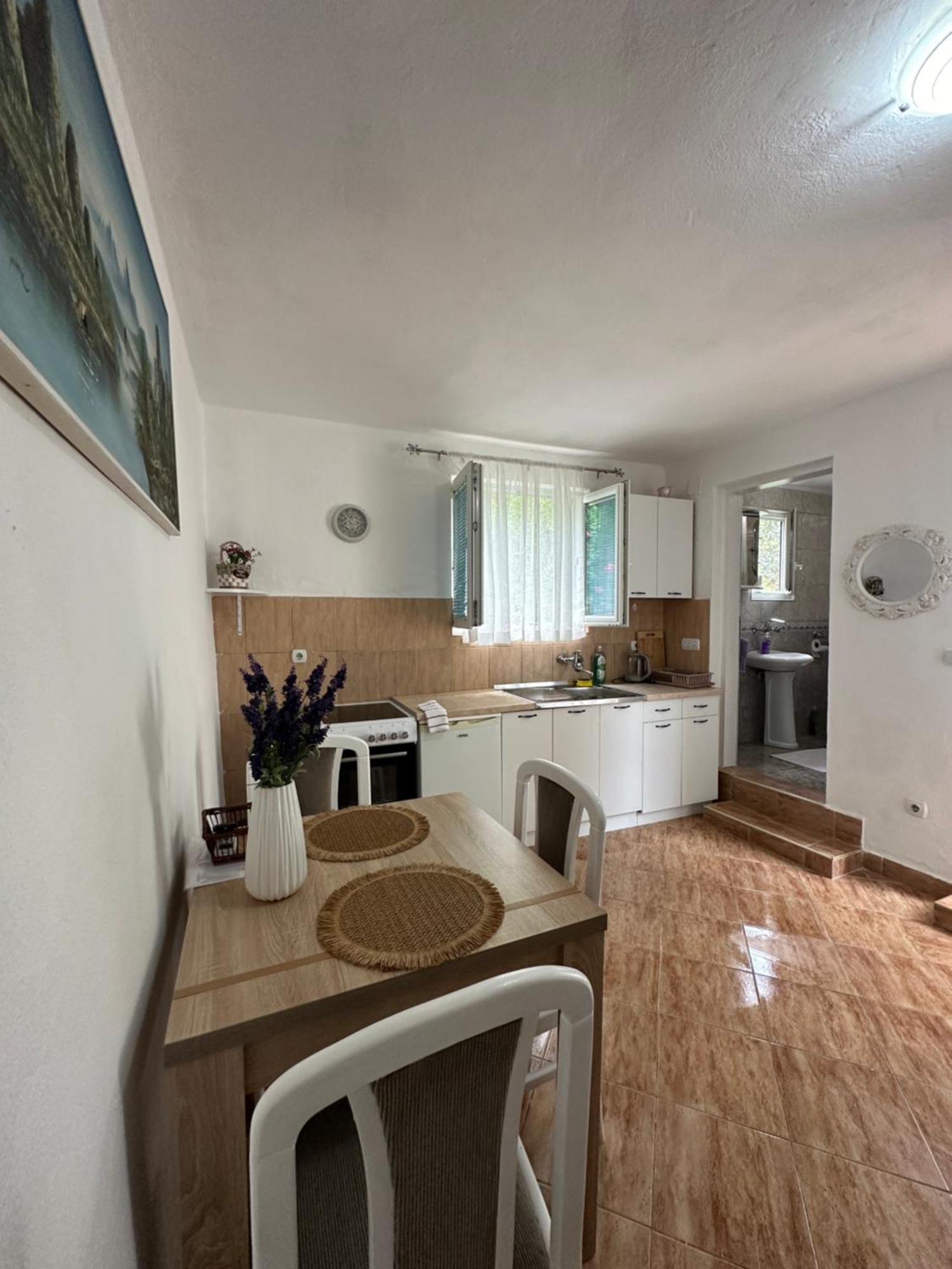 Apartman Nina Risan Kültér fotó